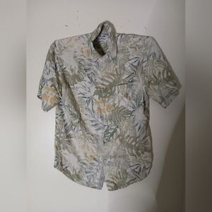 Tommy Bahama Green and Cream Leaf Print Shirt